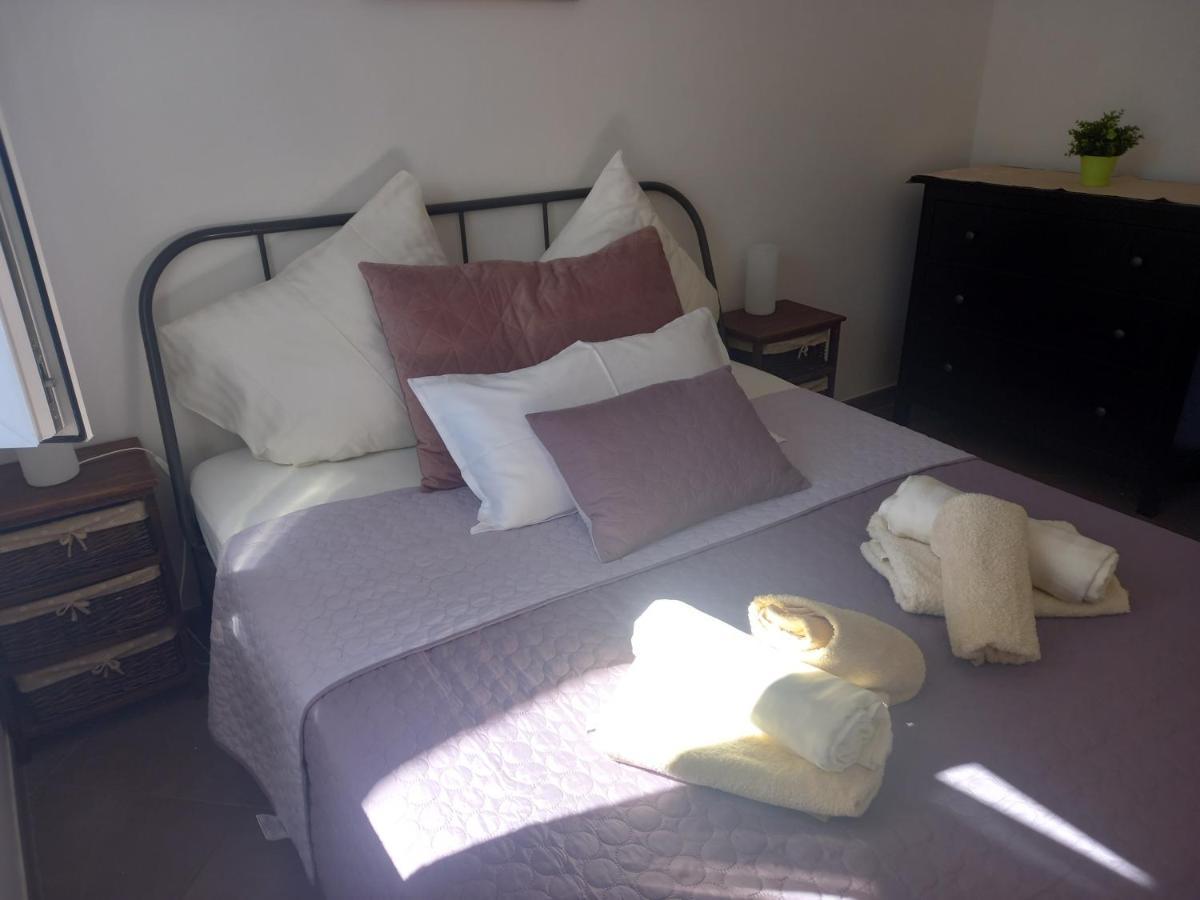 Apartmani Afrodita Sutivan Extérieur photo